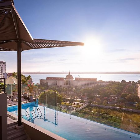 Chaiya Palace Hotel พนมเปญ ภายนอก รูปภาพ
