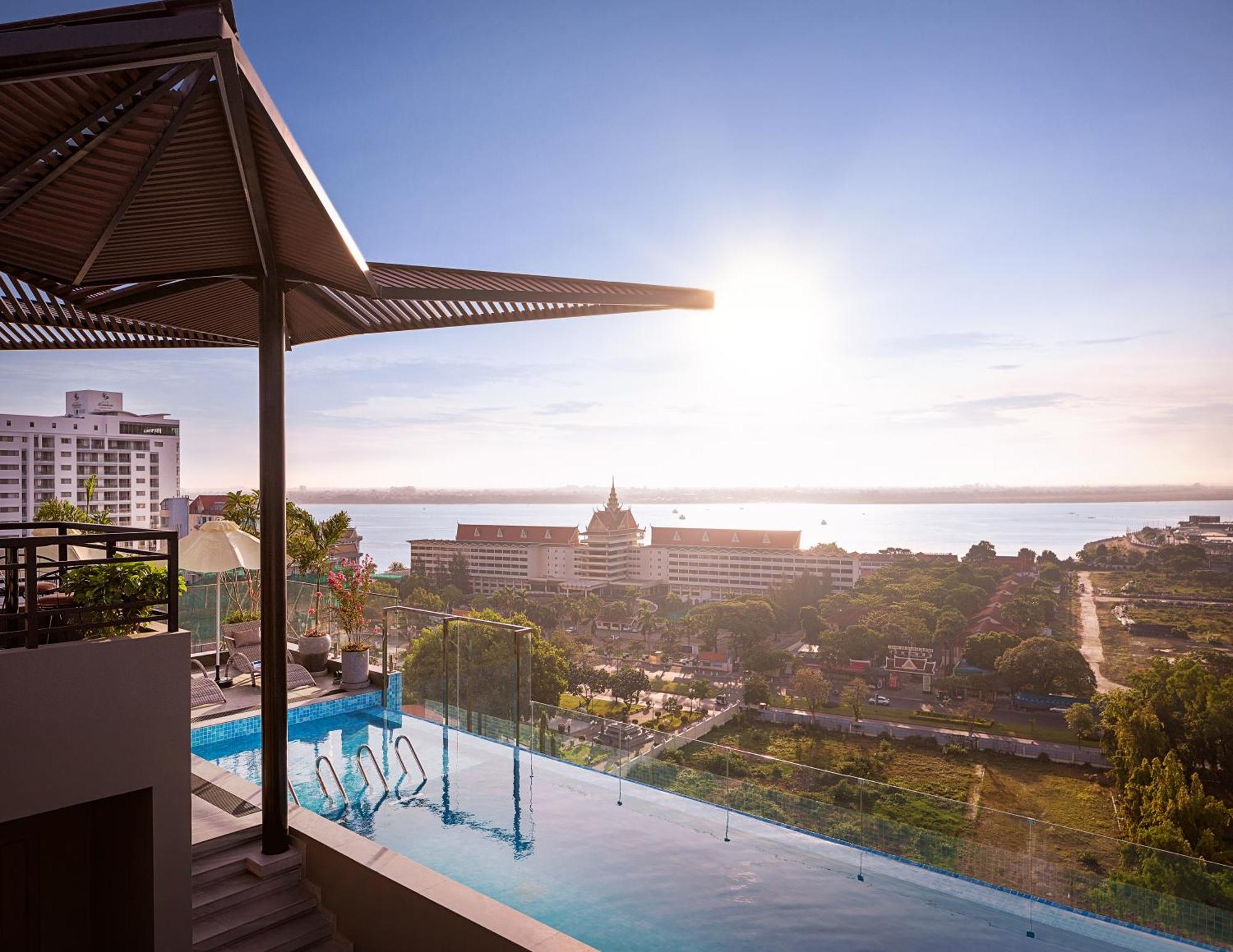 Chaiya Palace Hotel พนมเปญ ภายนอก รูปภาพ