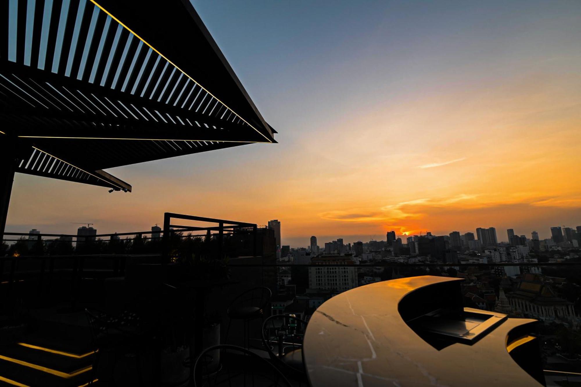 Chaiya Palace Hotel พนมเปญ ภายนอก รูปภาพ